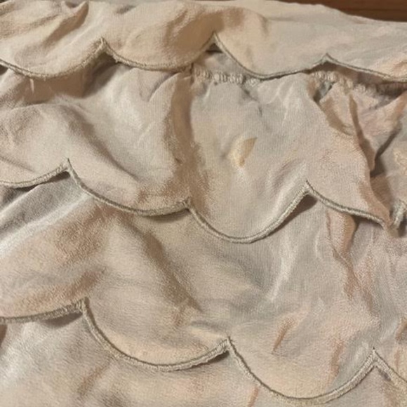 Club Monaco Silk Skort Tan - Size 8 - Picture 4 of 7